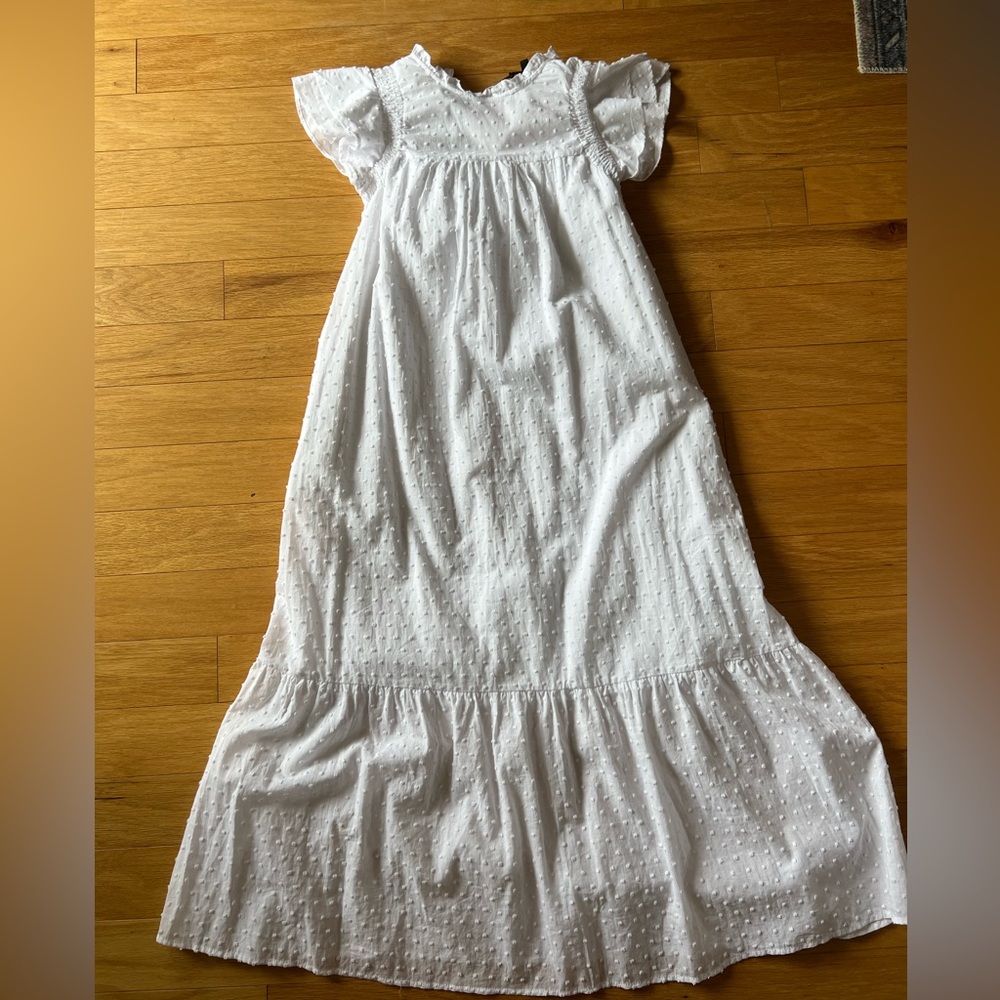 NWT! Who What Wear Flutter Sleeve Dress in White, Size Medium